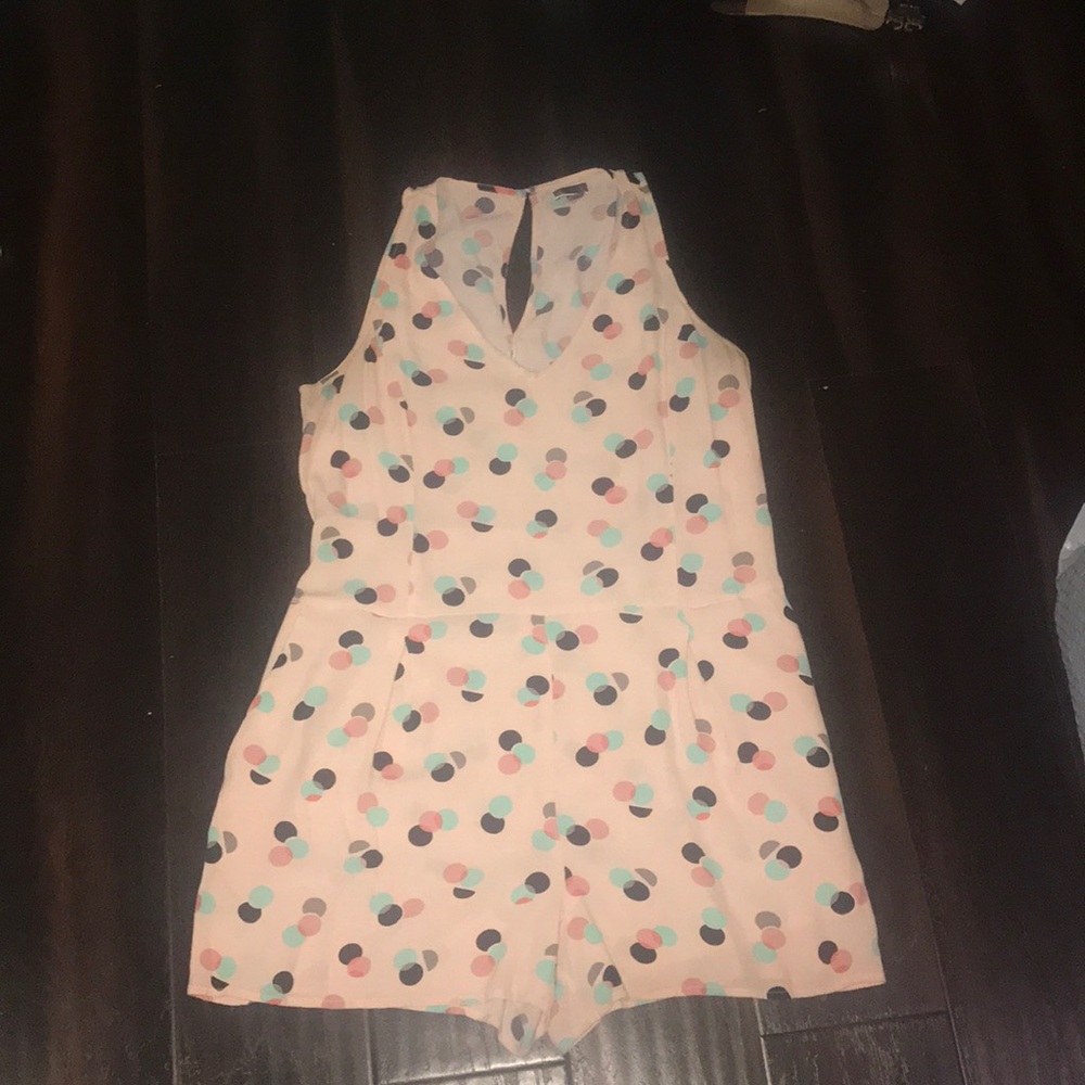 NORDSTROM  pink romper with polka dots and POCKETS